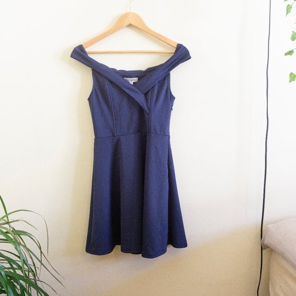 Never Let Go Dress in Steel Blue - Picture 3 of 5